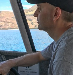 8whwt mou waho brett boat