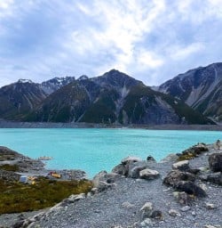Lake Tasman hiking tour 