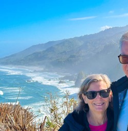 Walking tour of the beaches on the West Coast of New Zealand 