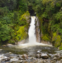 Giants Gate Falls