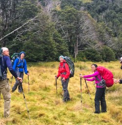 Group hike Angelus Circuit