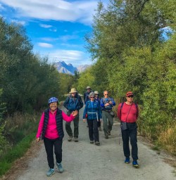 Group hike Glenorchy