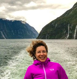 Guest on Milford Sound boat cruise