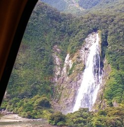 milford sound by air fiordland falls