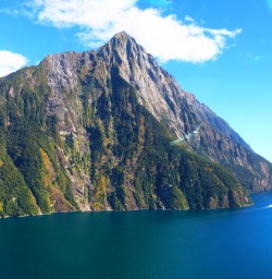 9 helicopter tour milford sound fiordland 1