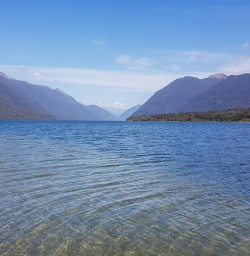 Lake Mckerrow, Fiordland New Zealand