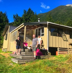 Super guide Courtney and the team outside Lakehead Hut