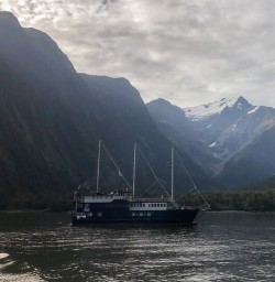 Milford mariner boat at Milford Sound, Fiordland New Zealand