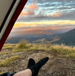 Bushline Hut sunrise 20JAN25