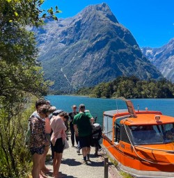 Day walk on the Milford Track 170125 10
