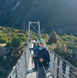 Guests on Hooker Valley Track Aoraki Mount Cook National Park PS27OCT26