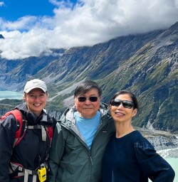 Guided hiking tour AorakiMount Cook National Park M03MAR25