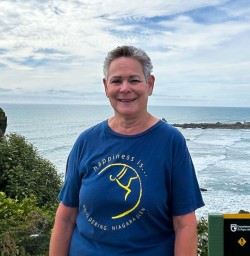 Guided hiking tour New Zealand West Coast 03FEB25