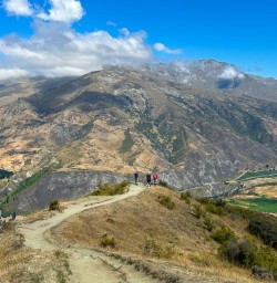 Hike Queenstown Hill 10FEB25