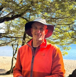 Hike the kepler Track Te Anau 24FEB25