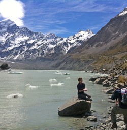 Hikers at Hooker Lake Mt Cook