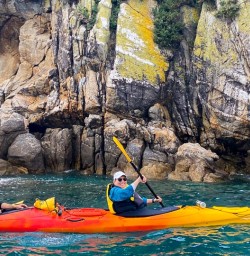 Kayaking Abel Tasman National Park 03FEB25
