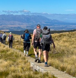 Kepler Track hiking tour 25FEB25
