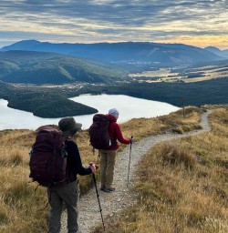 Lake Rotoiti hiking tour K24MAR25