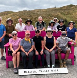Matahuru Valley guided hiking tour 03MAR25