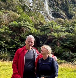 Milford Track walking tour 16MAR25