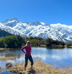 Red Tarns group trip guest in water PS27OCT27
