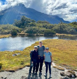 Routeburn Track hiking tour M24MAR25