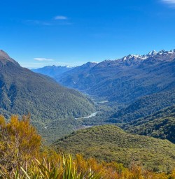 Routeburn track mountain views KC24NOV25