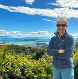 SN Feb Solo guest lookout
