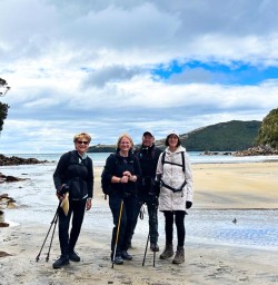 Stewart Island walking tour 01APR25