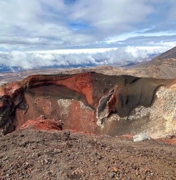 Tongariro Alpine Crossing GN23FEB37