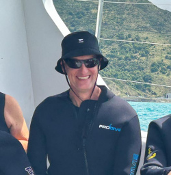 Swim with dolphins in Kaikoura 03FEB25