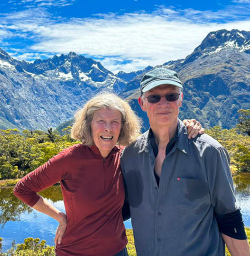 Key summit walking tours 