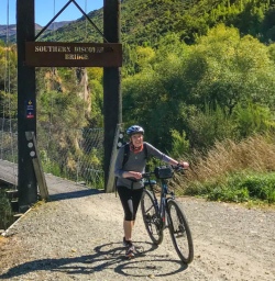 Arrow River bridges trail