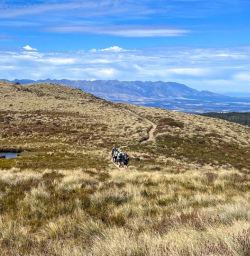 2 Guests Hiking the Kepler Track March2025