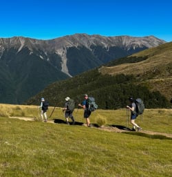 8 Hiking Bushline Hut Nelson Lakes National Park