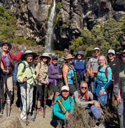 4 Group Hike in Tongariro National Park 11MAR25