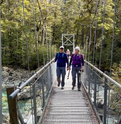 Venturing along the Routeburn Track 