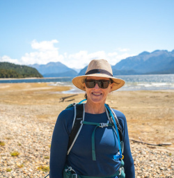 1.5 Solo guest Lake Manapouri