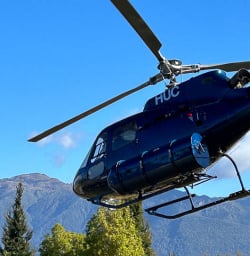 Helicopter ride to the Kepler Track 