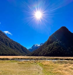 Hiking and adventure tours to the Routeburn Track