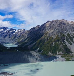 Sealy tarns hiking tour 