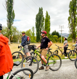2. Guests biking to Gibbston Valley