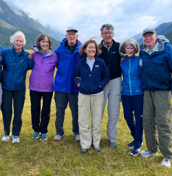 Walking tours in Eglinton Valley