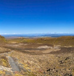 Hiking the Tongariro Crossing