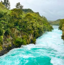 4. Huka Falls