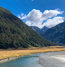 Small group tours in New Zealand 2