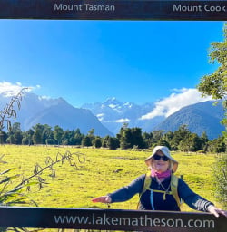 Lake Matheson hiking and adventure tours 