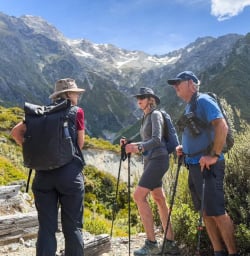 Guests hiking in Aoraki Mount Cook National Park 130124 2