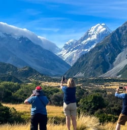Hike AorakiMount Cook M10MAR25